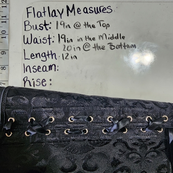 Boned black filigree lace up bodice corset - Picture 5 of 5